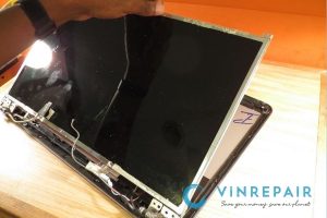 sua chua man hinh cong nghiep